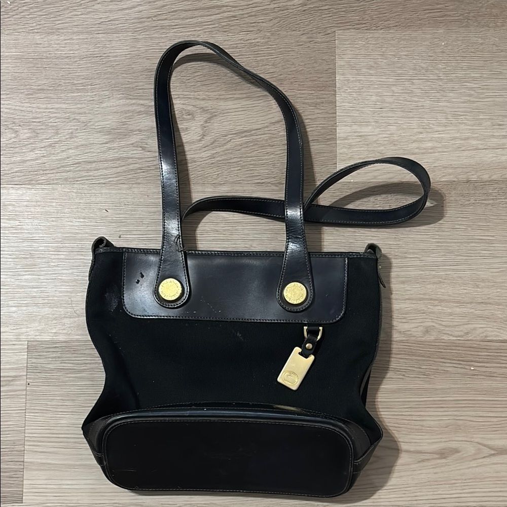 Dooney & Bourke purse